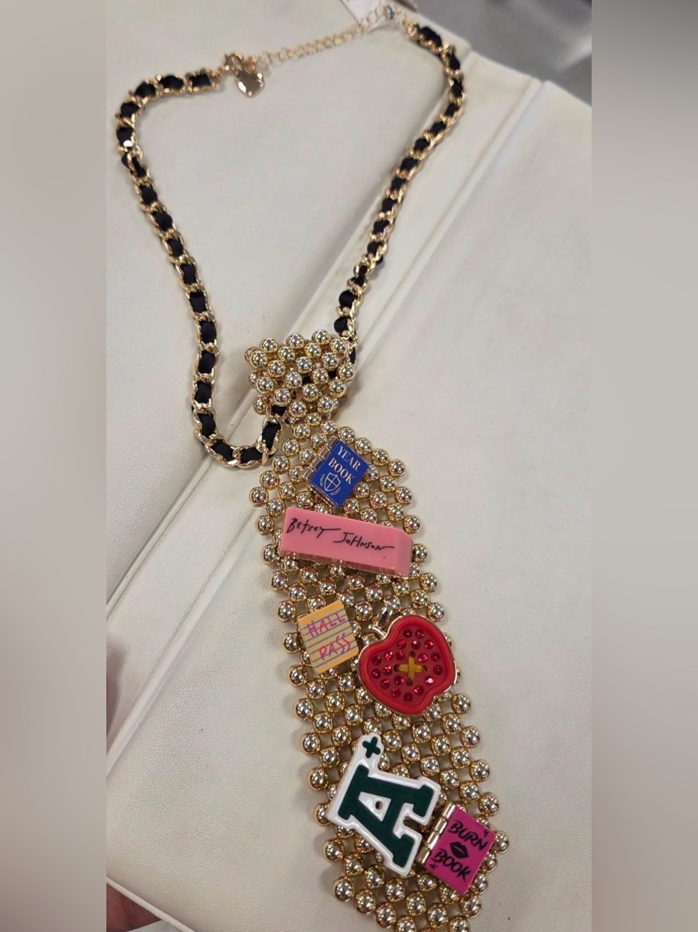Née Betsey Johnson Best In Class School Charm Tie Long Pendant Necklace - Picture 5 of 8